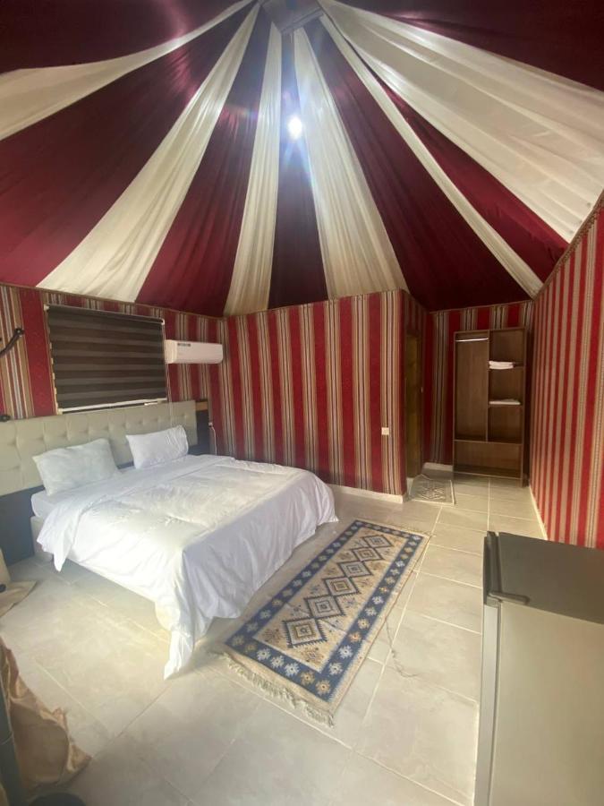 Omar Ali Luxury Camp Hotel Вади Рум Екстериор снимка